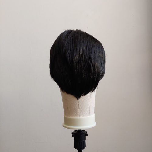 Fekete rövid cosplay paróka