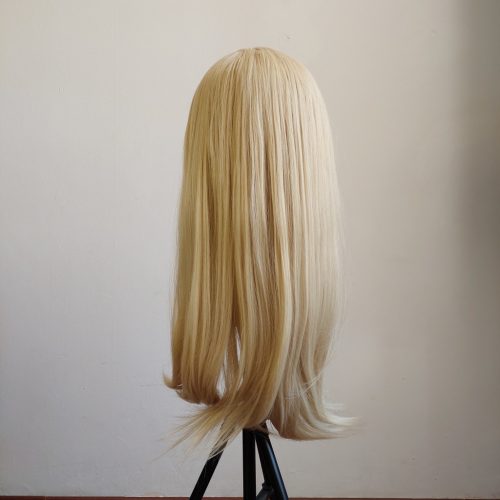 Szőke hosszú frufrus cosplay paróka